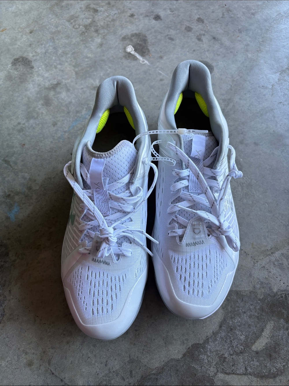 Men's White  baseball cleats size 9 men’s  Shoes with Neon Accent